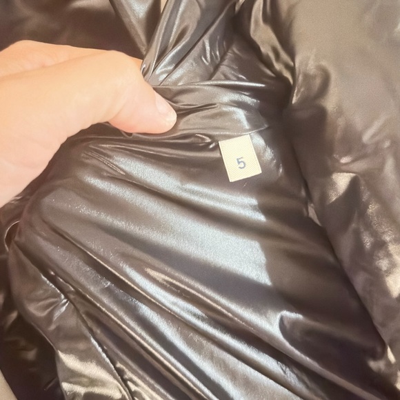 Moncler Bady Short Puffer Jacket - Picture 4 of 5